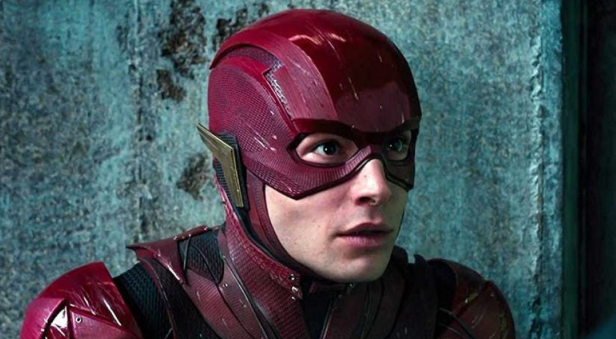 Letartóztatták, vádat emeltek a Flash sztárja, Ezra Miller ellen Letartóztatták, vádat emeltek a Flash sztárja, Ezra Miller ellen