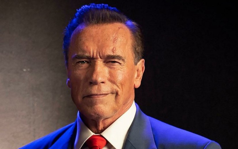 'Nem akarom, hogy ilyen szánalmas legyél': Arnold Schwarzenegger kiosztotta azokat, akik tévesen vádolták meg, hogy magángépen utazott egy klímakonferenciára