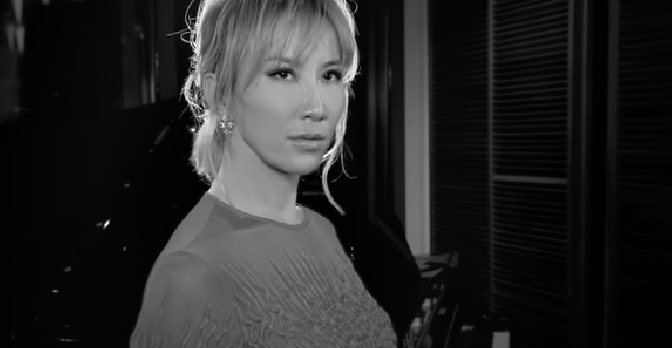 Elhunyt a Mulan betétdalának énekesnője, Coco Lee Elhunyt a Mulan betétdalának énekesnője, Coco Lee