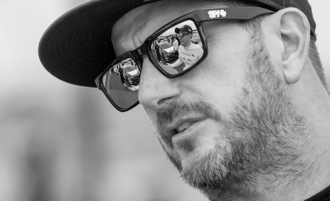 Tragikus balesetben meghalt a Top Gear egykori sztárja, a bajnok autóversenyző, Ken Block Tragikus balesetben meghalt a Top Gear egykori sztárja, a bajnok autóversenyző, Ken Block