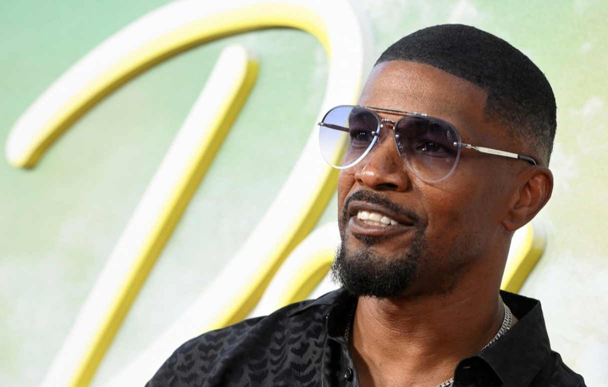 ‘Megjártam a poklot’: Jamie Foxx először szólalt meg az egészségügyi állapotával kapcsolatban (videó) ‘Megjártam a poklot’: Jamie Foxx először szólalt meg az egészségügyi állapotával kapcsolatban (videó)