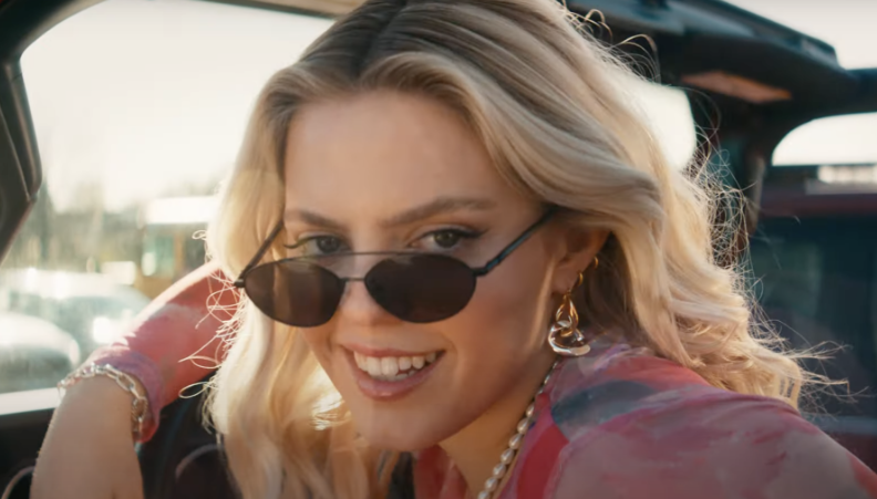 Elkészült a Bajos csajok musical filmadaptációja, itt az előzetes! Elkészült a Bajos csajok musical filmadaptációja, itt az előzetes!