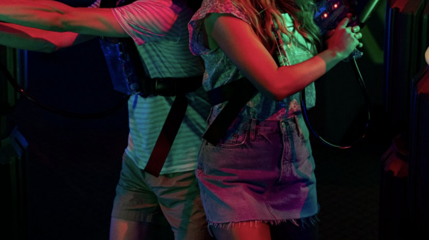 Top10: 1,1 milliárd(!) megtekintett percnyi megtekintés, ez a korhatáros vígjáték simán bedarálta a mezőnyt (Nielsen adatok)