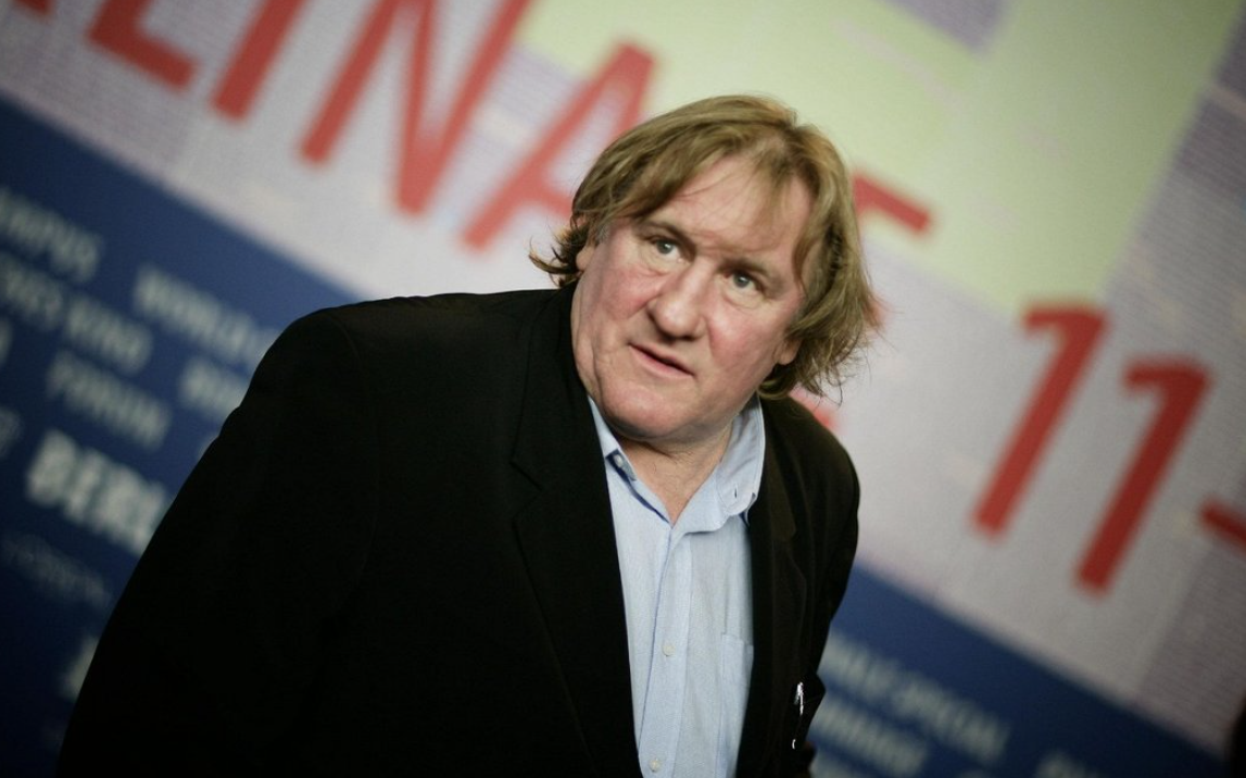 Öngyilkos lett a színésznő, aki zaklatással vádolta Gérard Depardieu-t Öngyilkos lett a színésznő, aki zaklatással vádolta Gérard Depardieu-t