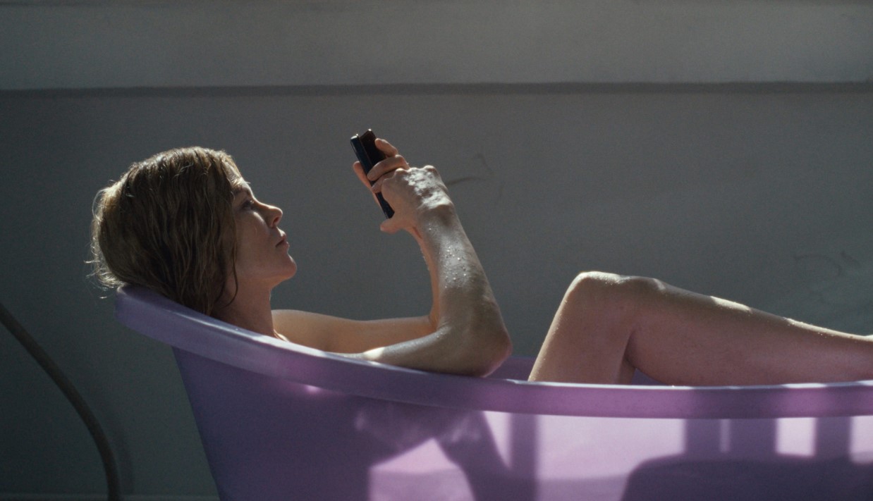 Már a bemutatása előtt nagy port kavart Nicole Kidman új sorozata, itt az Expats előzetese Már a bemutatása előtt nagy port kavart Nicole Kidman új sorozata, itt az Expats előzetese