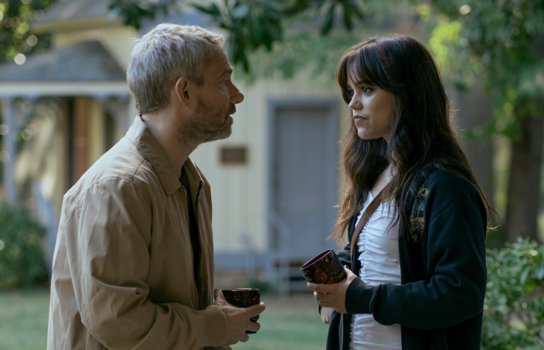 Már januárban nézheted: Jenna Ortega megkörnyékezi a középkorú tanárát, itt a Csábító leckék magyar előzetese