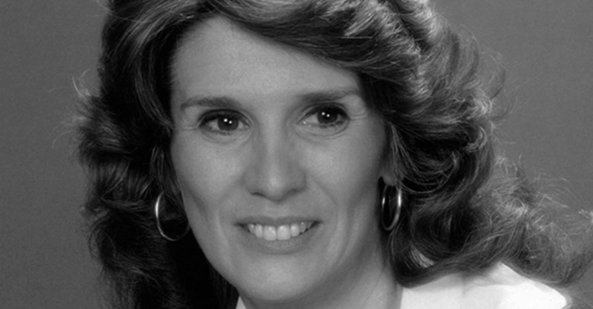 Meghalt a Zsarublues színésznője, Barbara Bosson Meghalt a Zsarublues színésznője, Barbara Bosson