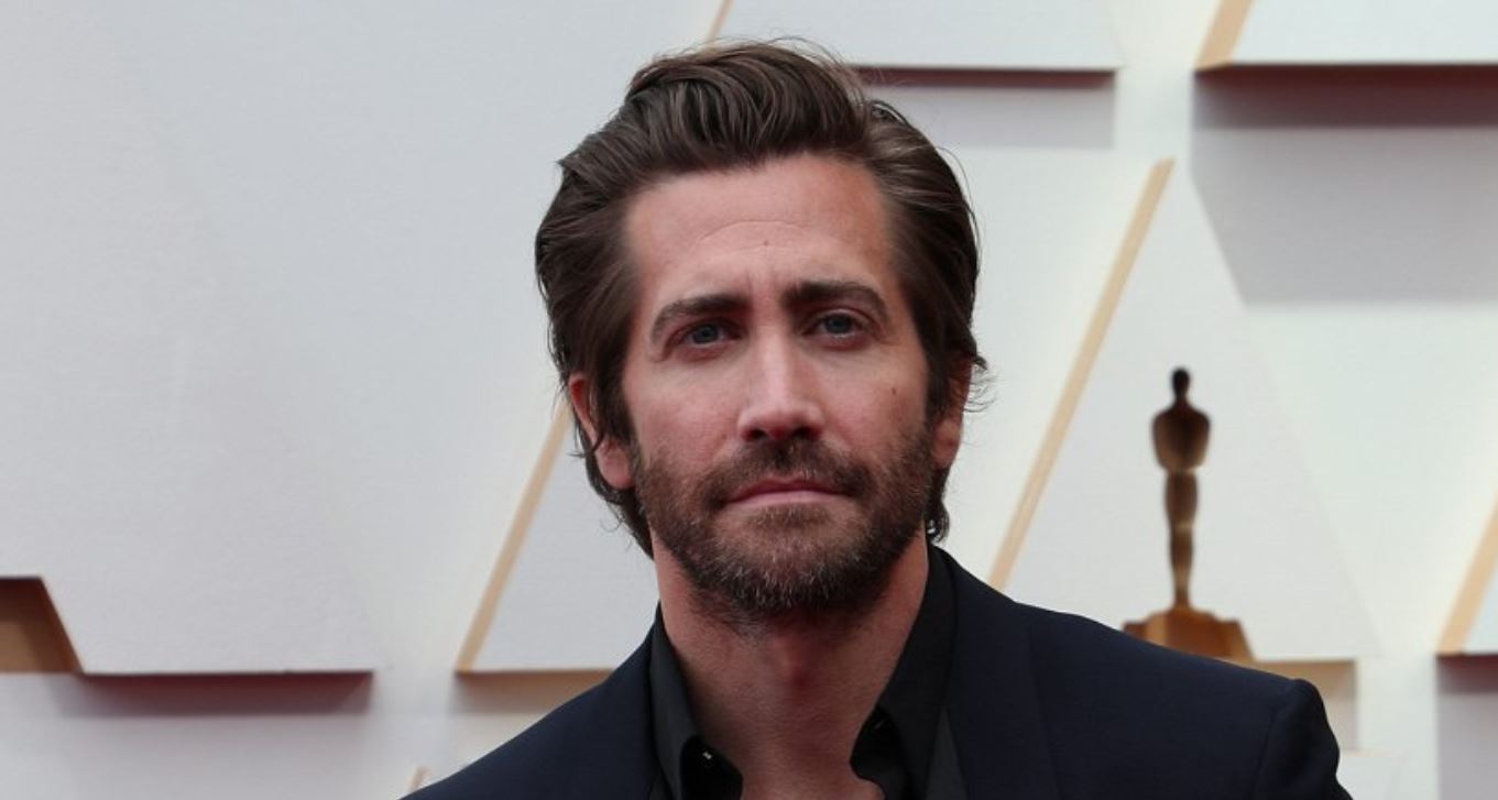 Jake Gyllenhaal alaposan kigyúrta magát az Országúti diszkó remake-jére (videó) Jake Gyllenhaal alaposan kigyúrta magát az Országúti diszkó remake-jére (videó)