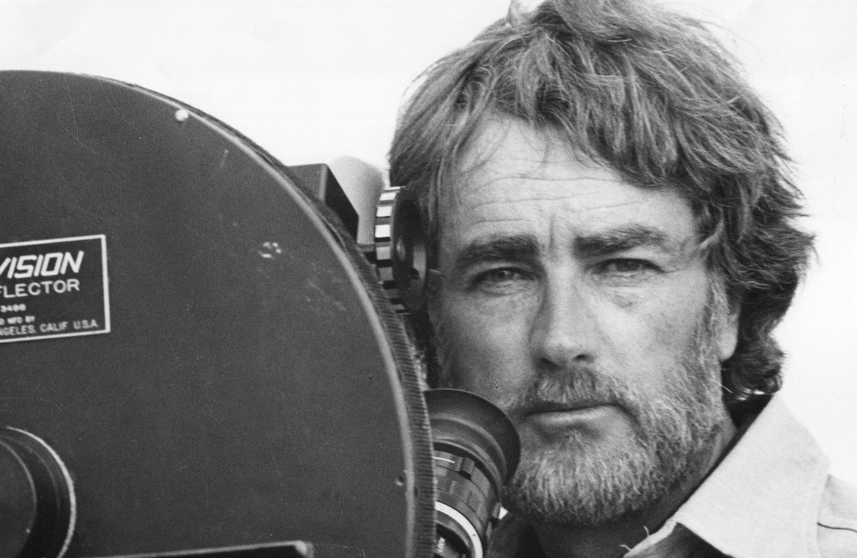 Meghalt az Oscar-díjra jelölt Bill Butler, A cápa és a Száll a kakukk fészkére operatőre
