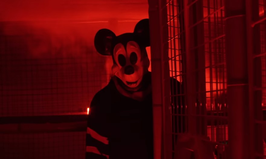 Nem úszod meg, jön a Mickey egeres horrorfilm, itt a Mickey's Mouse Trap előzetese! Nem úszod meg, jön a Mickey egeres horrorfilm, itt a Mickey's Mouse Trap előzetese!