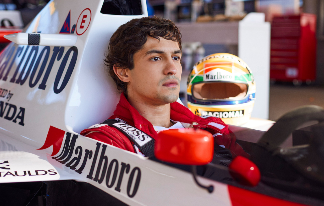 Netflix: Magyar feliratos előzetest kapott a Sennáról szóló életrajzi sorozat