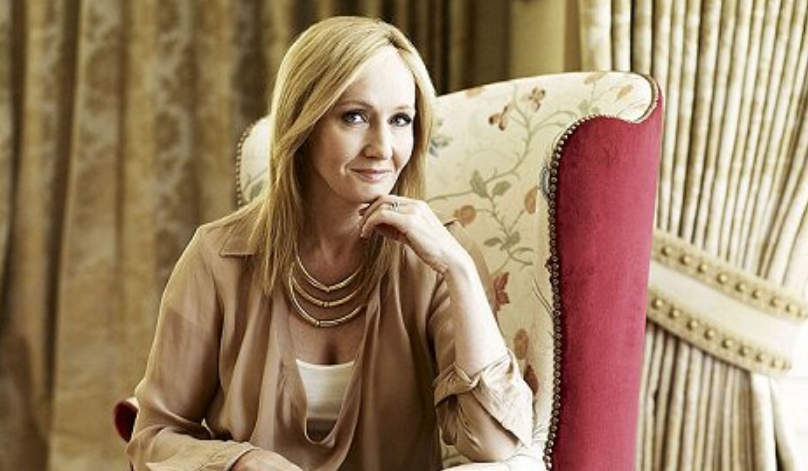 J. K. Rowling kritikával illette a Harry Potter színészét annak LMBT-álláspontja miatt J. K. Rowling kritikával illette a Harry Potter színészét annak LMBT-álláspontja miatt