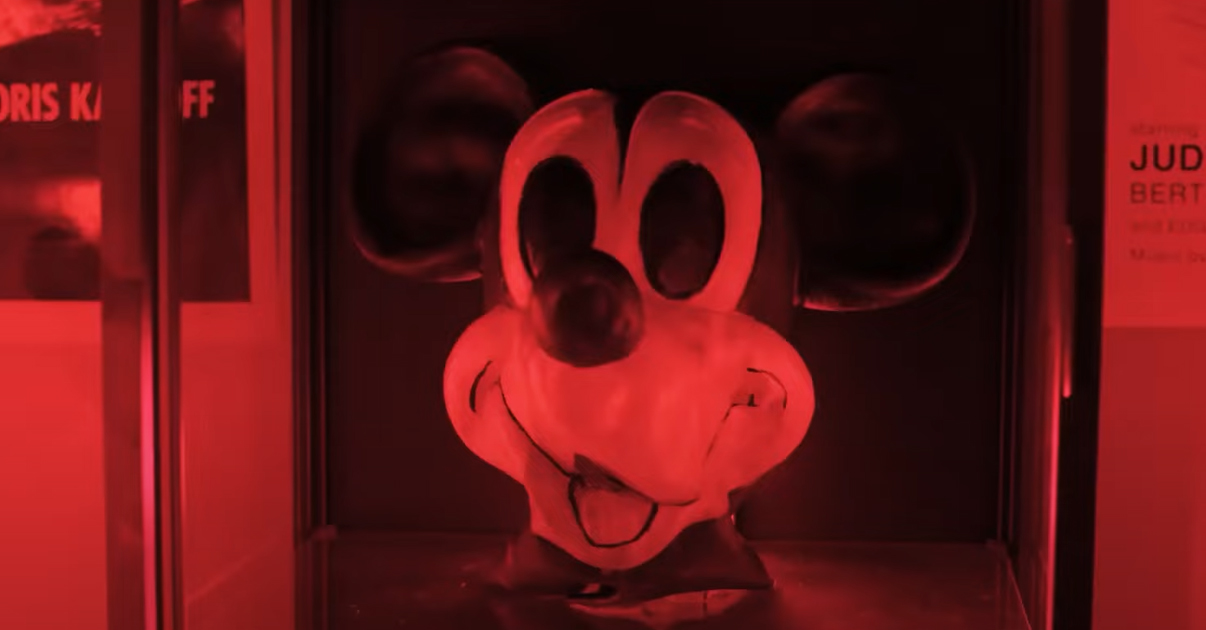 Jön a Mickey egér-horrorfilm, itt az új előzetes Jön a Mickey egér-horrorfilm, itt az új előzetes