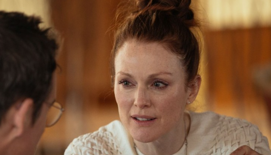 Julianne Moore-ral jön Almodóvar első angol nyelvű filmje