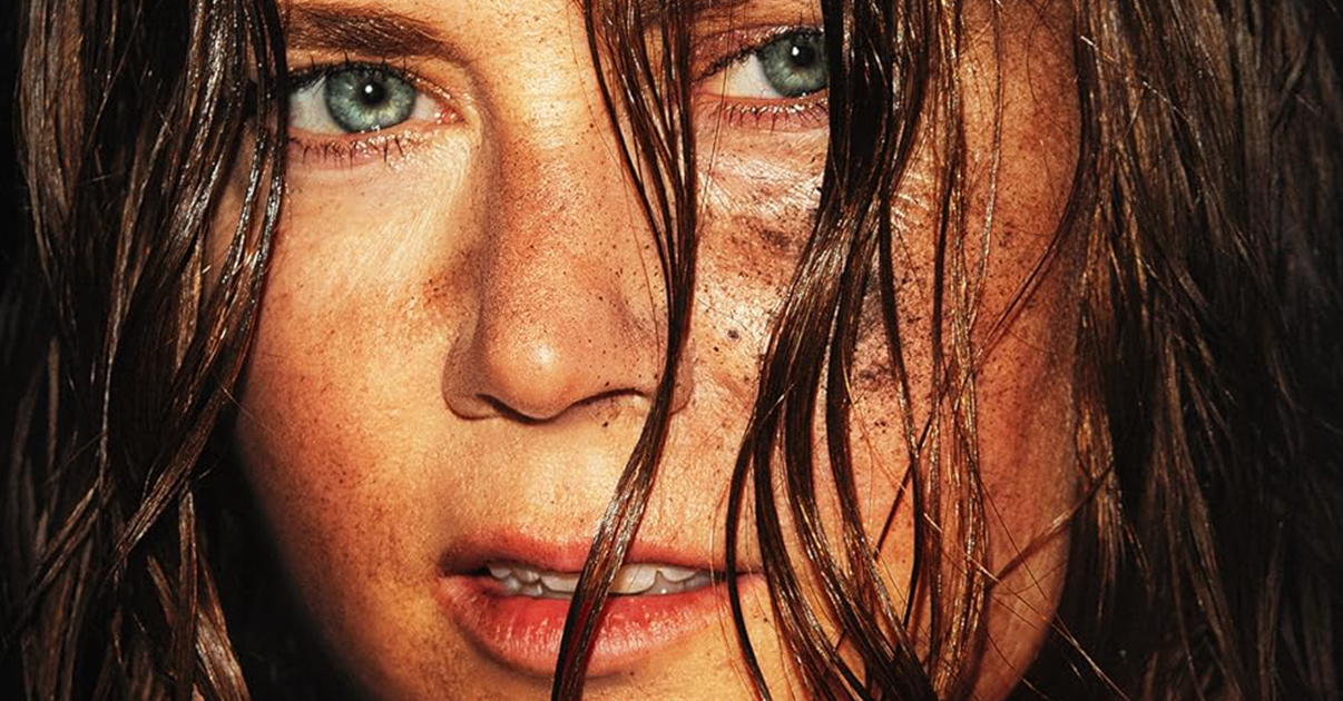 Amy Adams kutyává változik az új horror vígjátékban, előzetest kapott a Nightbitch