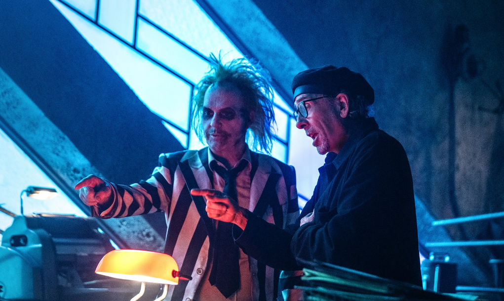 Tim Burton csillagot kapott a Hollywoodi hírességek sétányán, Michael Keaton szívhez szóló beszéddel ünnepelte a rendezőt Tim Burton csillagot kapott a Hollywoodi hírességek sétányán, Michael Keaton szívhez szóló beszéddel ünnepelte a rendezőt