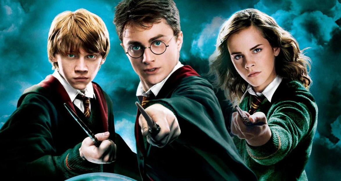 Harry Potter-sorozat: Megkezdőtött Harry, Ron és Hermione castingja, az alkotók elkötelezettek a sokszínű szereposztás mellett Harry Potter-sorozat: Megkezdőtött Harry, Ron és Hermione castingja, az alkotók elkötelezettek a sokszínű szereposztás mellett