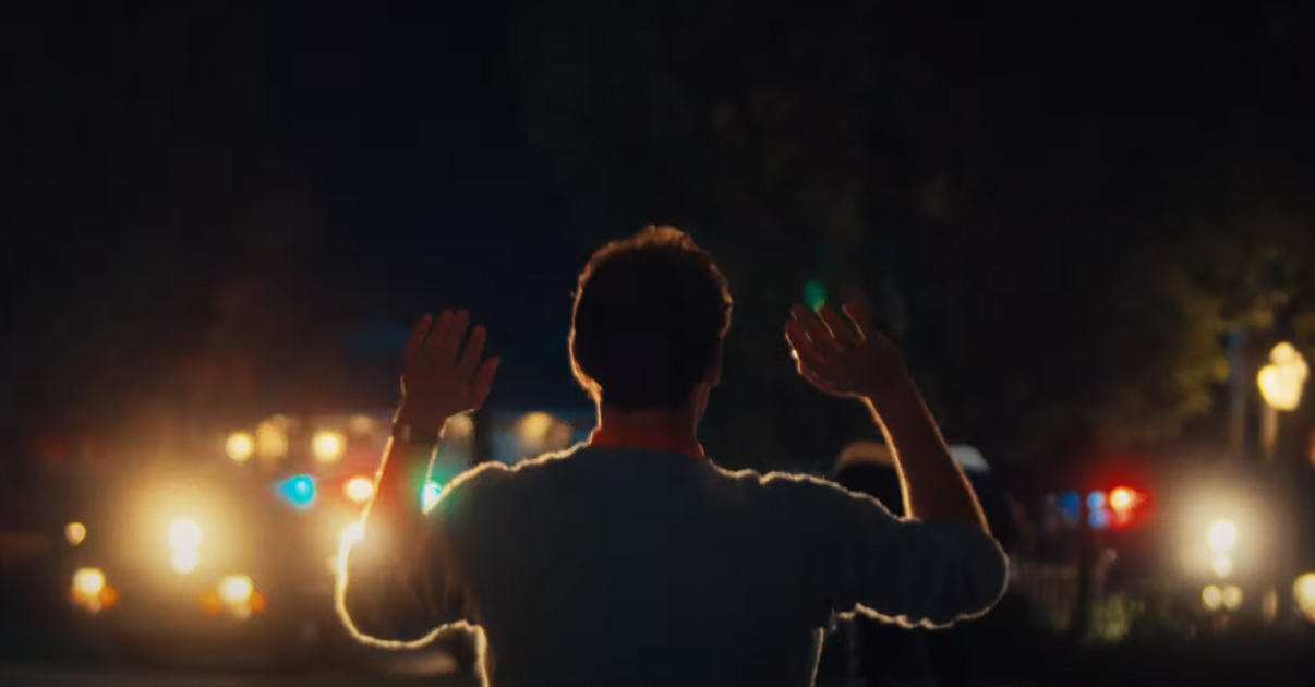 Már októberben a Netflixen: Új magyar feliratos előzetest kapott az év legsokkolóbbnak ígérkező sorozata, hamarosan érkezik a Szörnyetegek: A Lyle és Erik Menendez-sztori