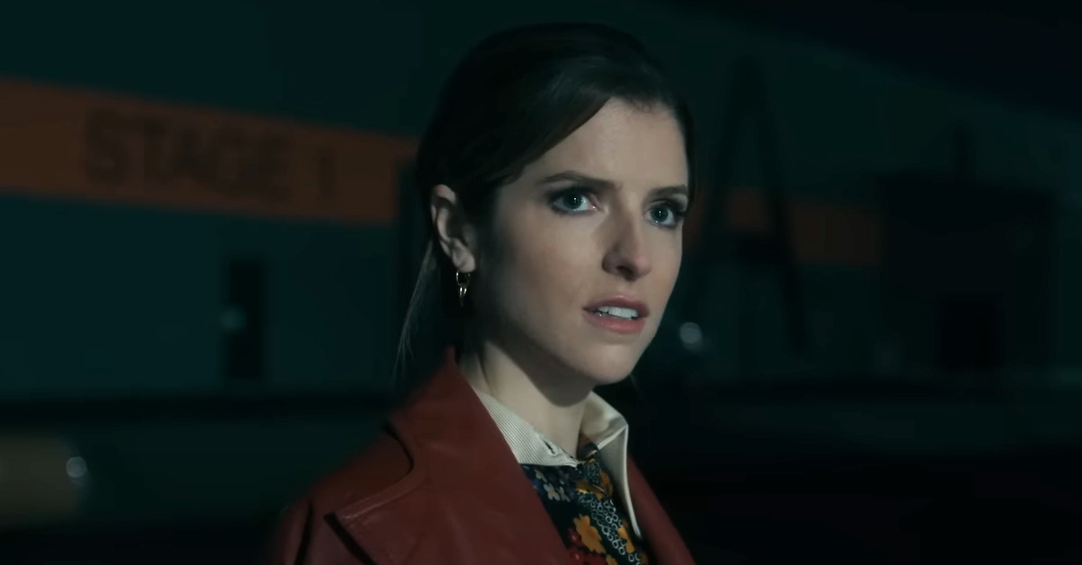 Már októberben a Netflixen: Jön az új sorozatgyilkosos film, előzetest kapott a Nő a reflektorfényben, Anna Kendick első rendezése