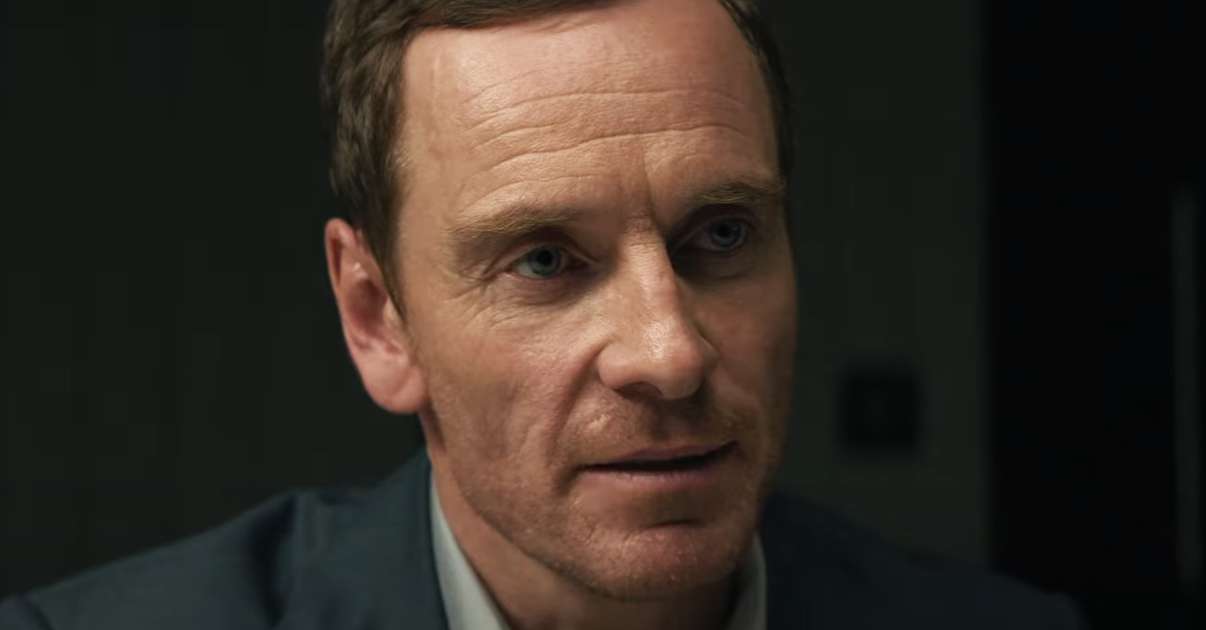 Novemberben jön Michael Fassbender és Richard Gere kémthriller sorozata, végre itt Az ügynökség előzetese