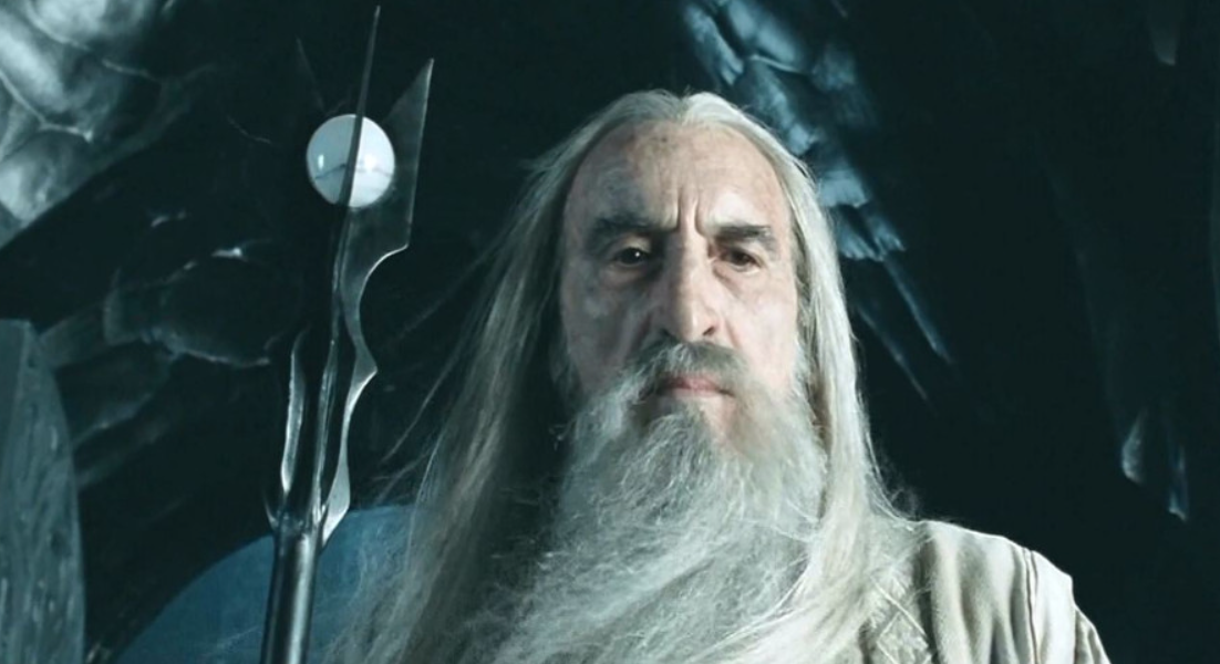 Rendhagyó módon tér vissza Christopher Lee Szarumánként Rendhagyó módon tér vissza Christopher Lee Szarumánként