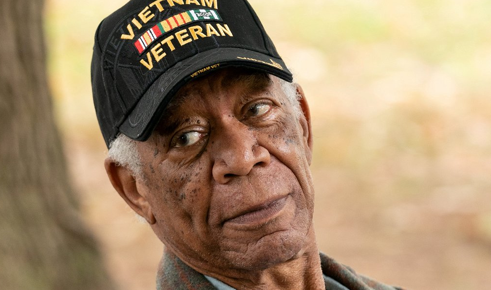 Rácsaptak Morgan Freeman kezére, de elfogadta a bocsánatkérést (videó) Rácsaptak Morgan Freeman kezére, de elfogadta a bocsánatkérést (videó)