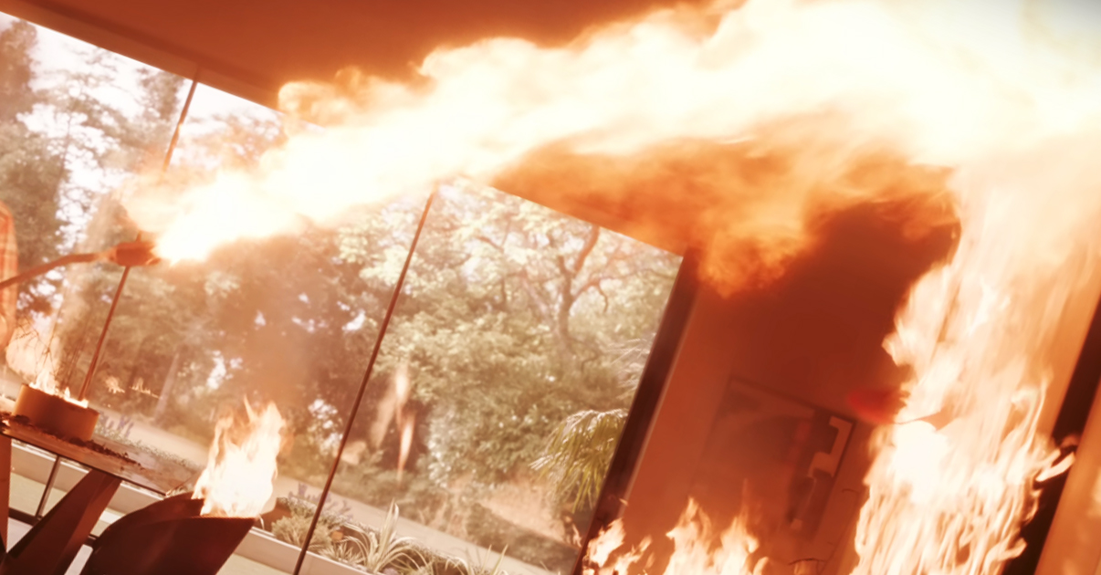 Netflix: Két éve várják a rajongók, a semmiből bejelentették a sikeres vígjáték sorozat '2.' évadát