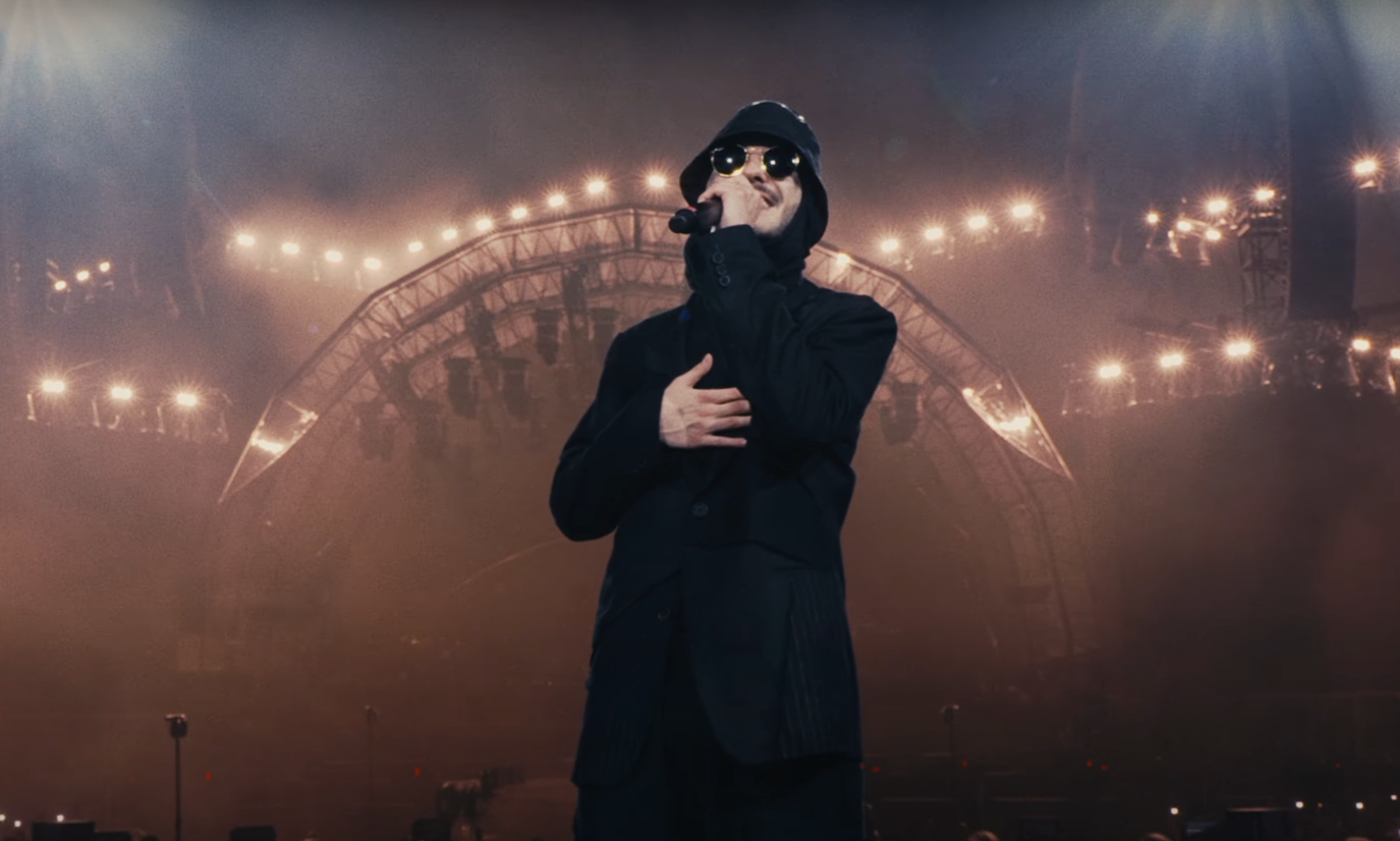 Ingyenesen nézhető Azahriah harmadik tavaszi Puskás-koncertje Ingyenesen nézhető Azahriah harmadik tavaszi Puskás-koncertje