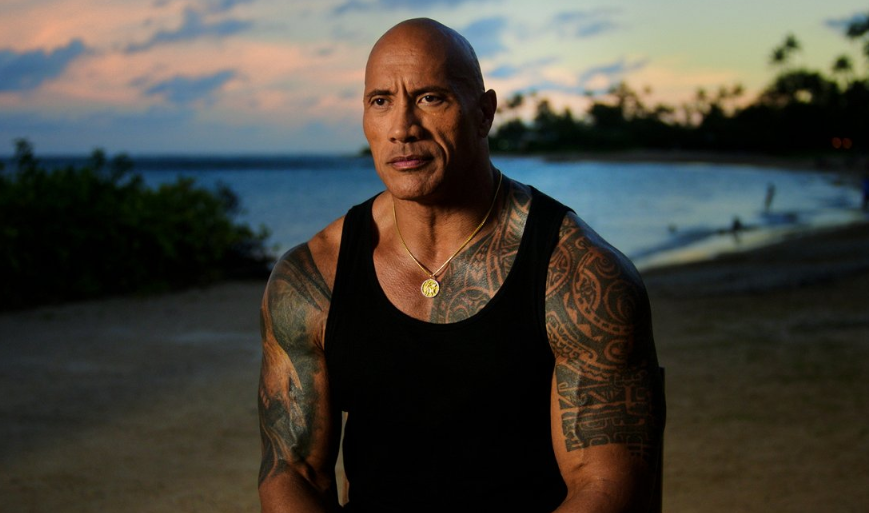 Dwayne Johnson alaposan kiosztott egy riportert Dwayne Johnson alaposan kiosztott egy riportert