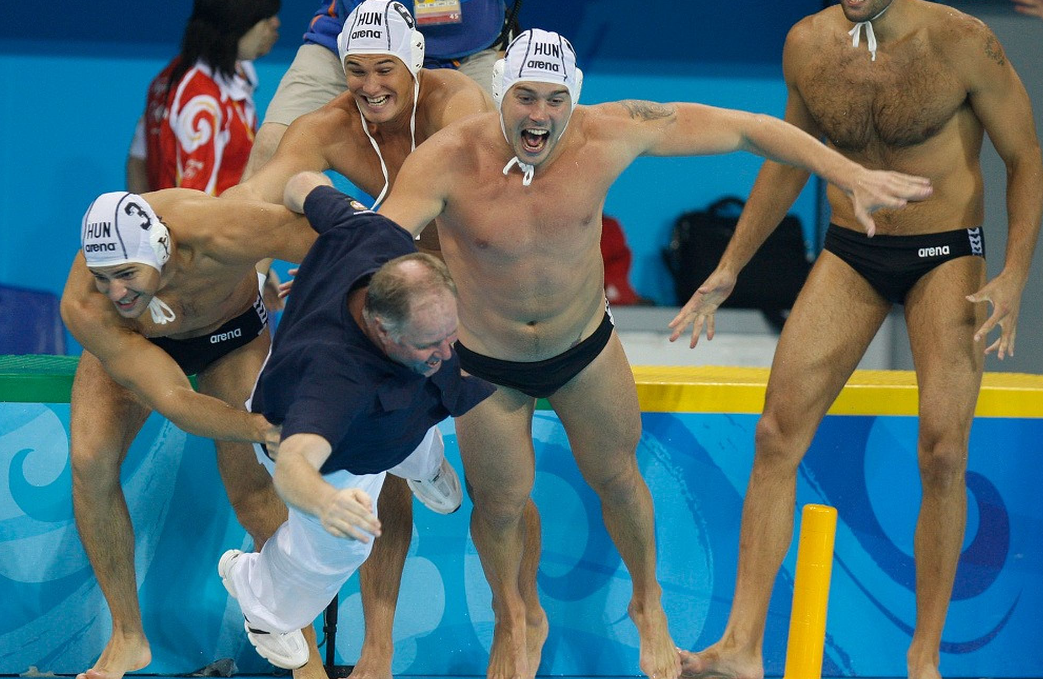 A Nobel-díjas Krausz Ferencről készül portréfilm, sorozat formájában dolgozzák fel a vízilabda-válogatott sikereit