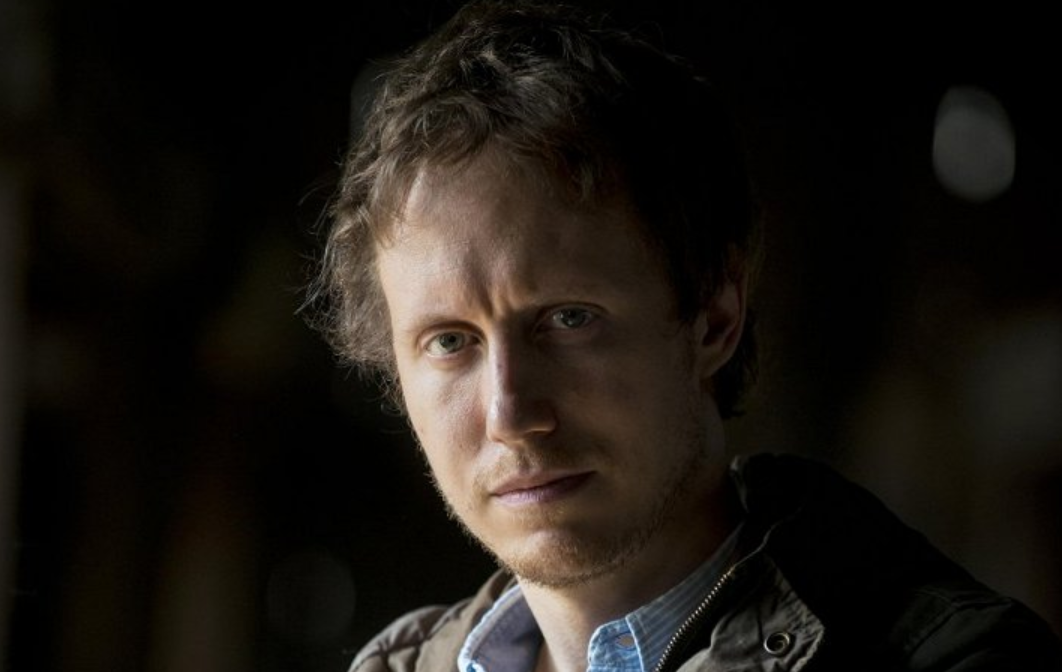 ‘Inkább hallgatnia kellett volna’: Nemes Jeles László bírálta a friss Oscar-díjas film rendezőjének beszédét