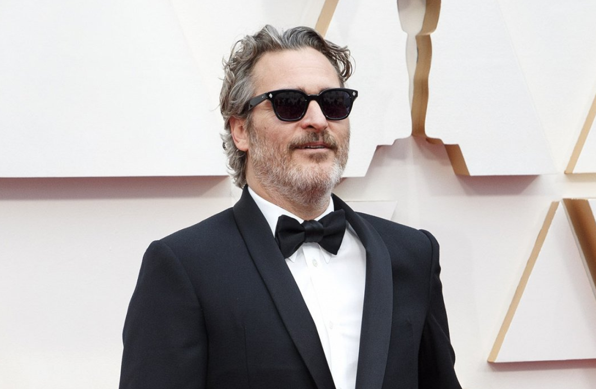 Joaquin Phoenix mellett 150 zsidó alkotó és híresség állt ki nyílt levélben Jonathan Glazer Oscar-beszéde mellett Joaquin Phoenix mellett 150 zsidó alkotó és híresség állt ki nyílt levélben Jonathan Glazer Oscar-beszéde mellett