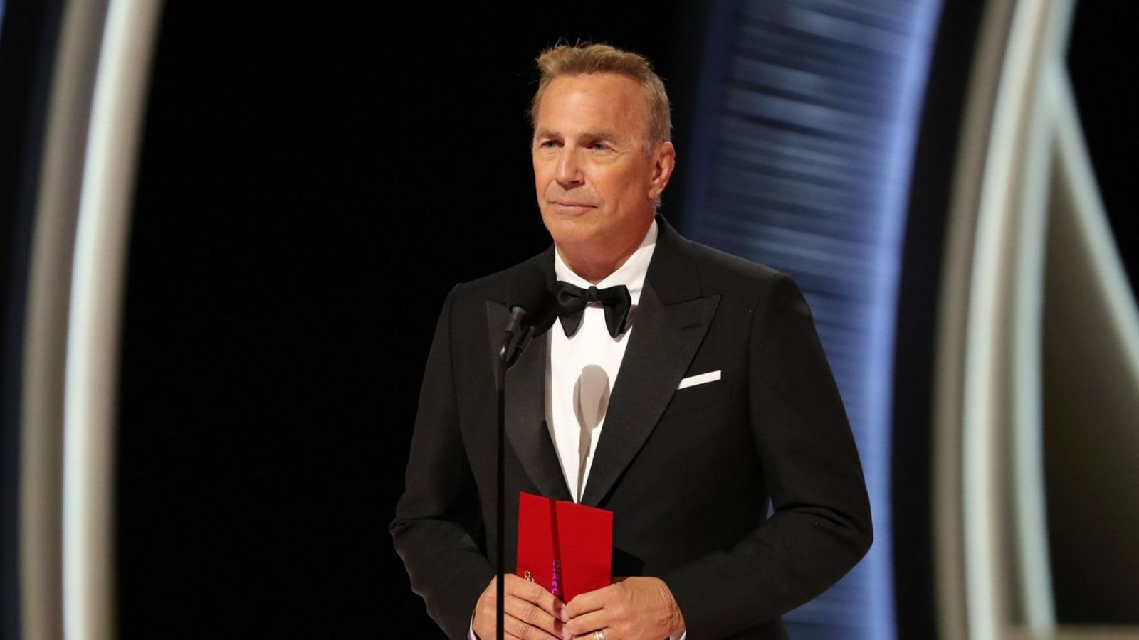 Egy megerőszakolós jelenet miatt perli Kevin Costnert a Horizont '2' stábtagja Egy megerőszakolós jelenet miatt perli Kevin Costnert a Horizont '2' stábtagja