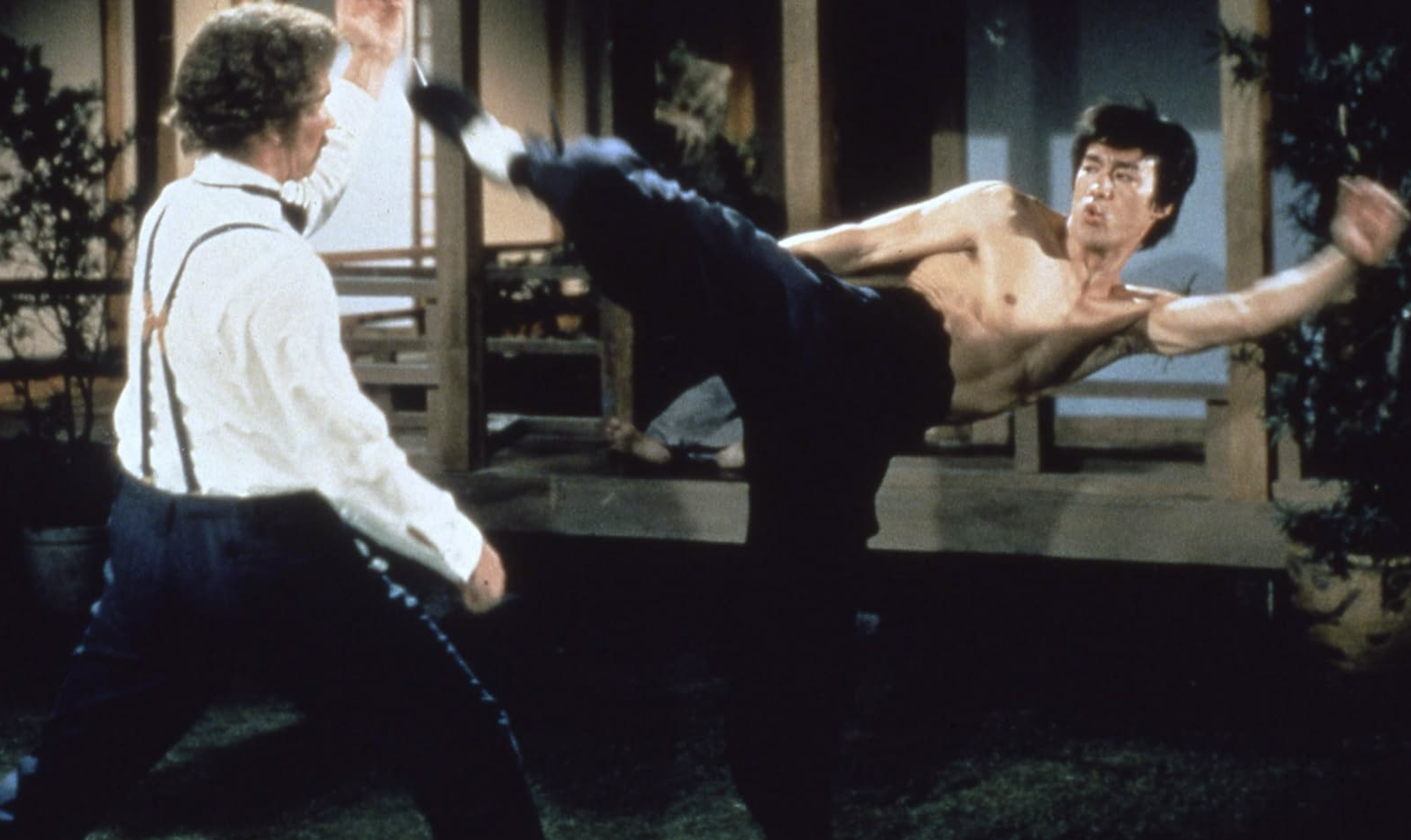 Bruce Lee és Jackie Chan kultfilmjét is 'kezelésbe veszi' a mesterséges intelligencia