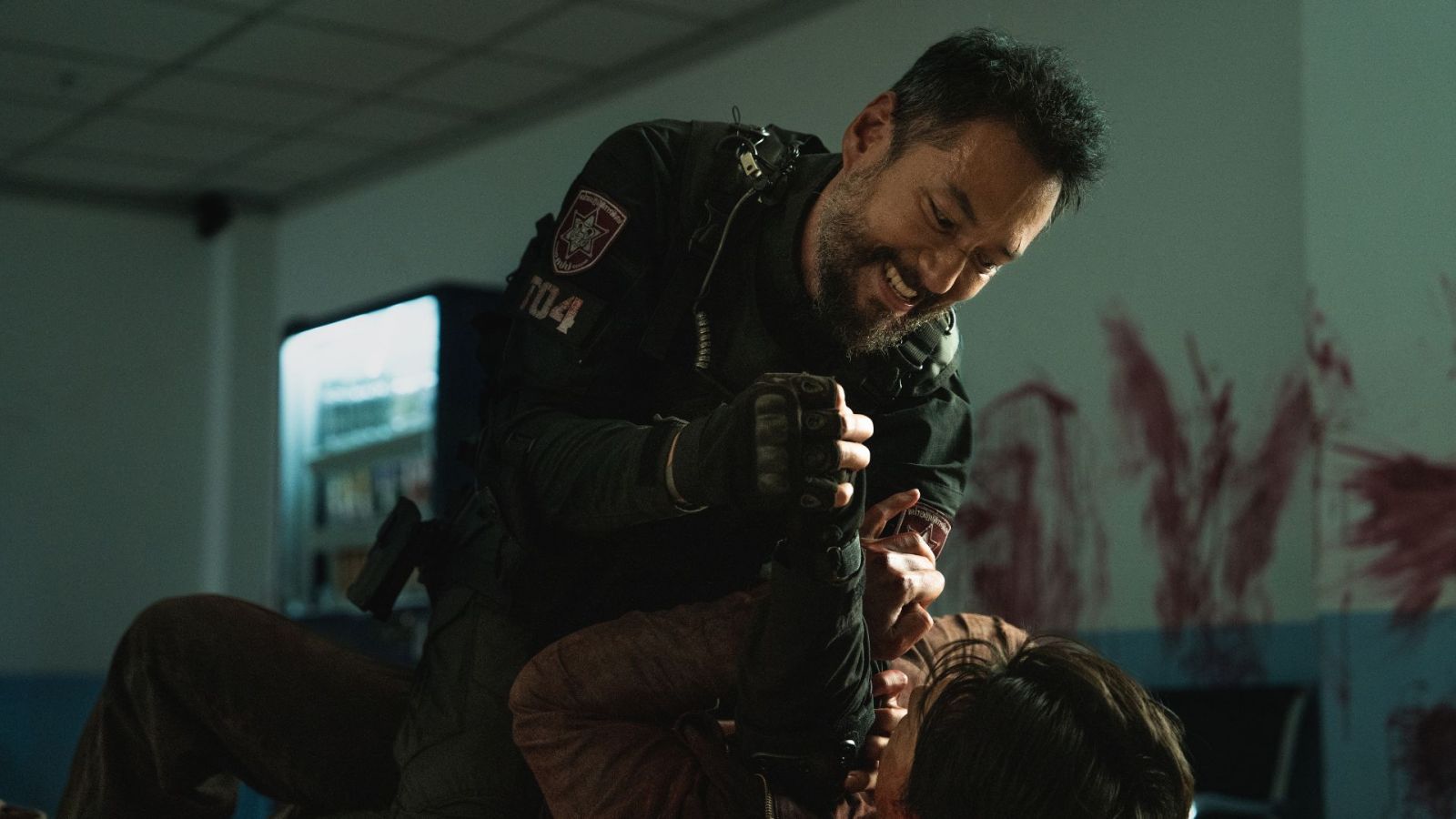 Már holnap a Netflixen: Erről a harcművészeti zombis horrorról nem érdemes lemaradni