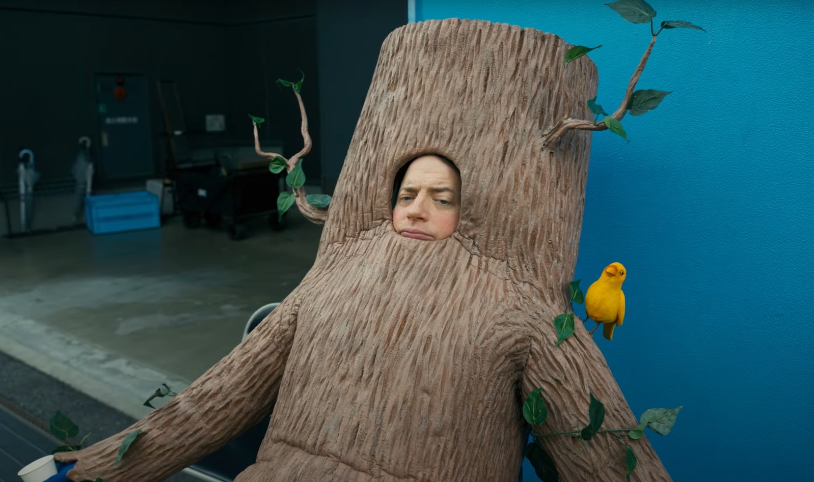 Brendan Fraser új drámai vígjátékkal jön, itt a Rental Family előzetese