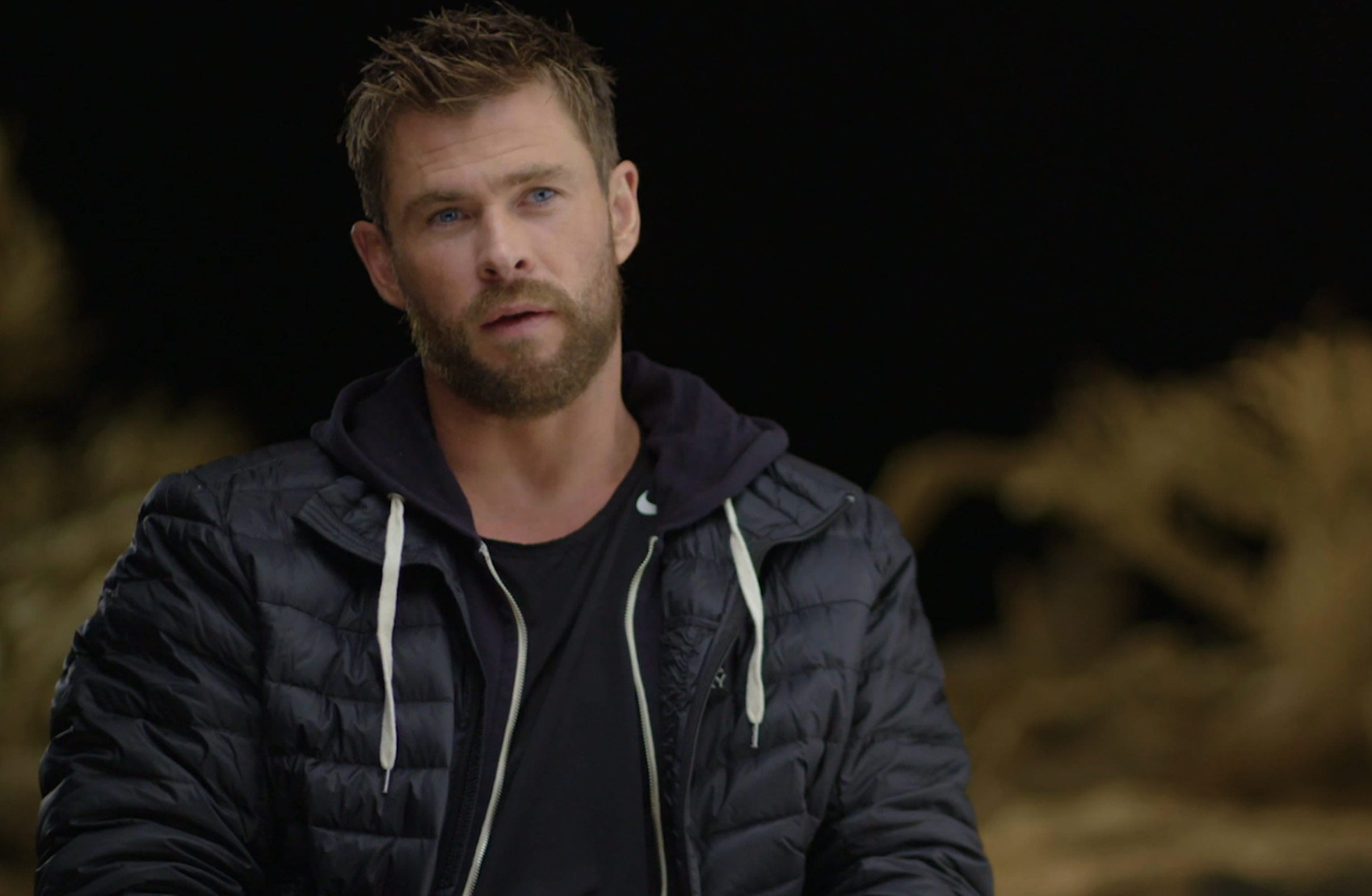 A csirkét kergető Chris Hemsworth fel fogja dobni a napodat (videó) A csirkét kergető Chris Hemsworth fel fogja dobni a napodat (videó)