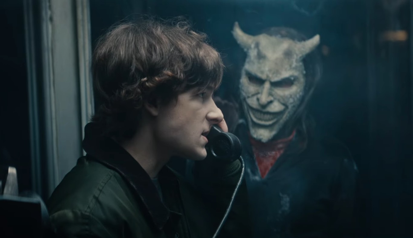 Fekete telefon 2: Ezen a horrorfilmen fogunk rettegni októberben, befutott a legújabb, magyar szinkronos előzetes! Fekete telefon 2: Ezen a horrorfilmen fogunk rettegni októberben, befutott a legújabb, magyar szinkronos előzetes!