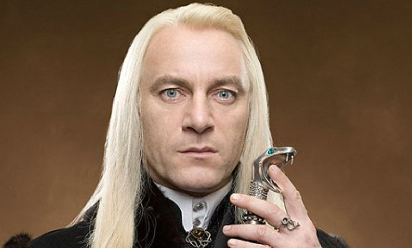 Ezért unta a Harry Potter-filmek forgatását a Lucius Malfoyt alakító Jason Isaacs