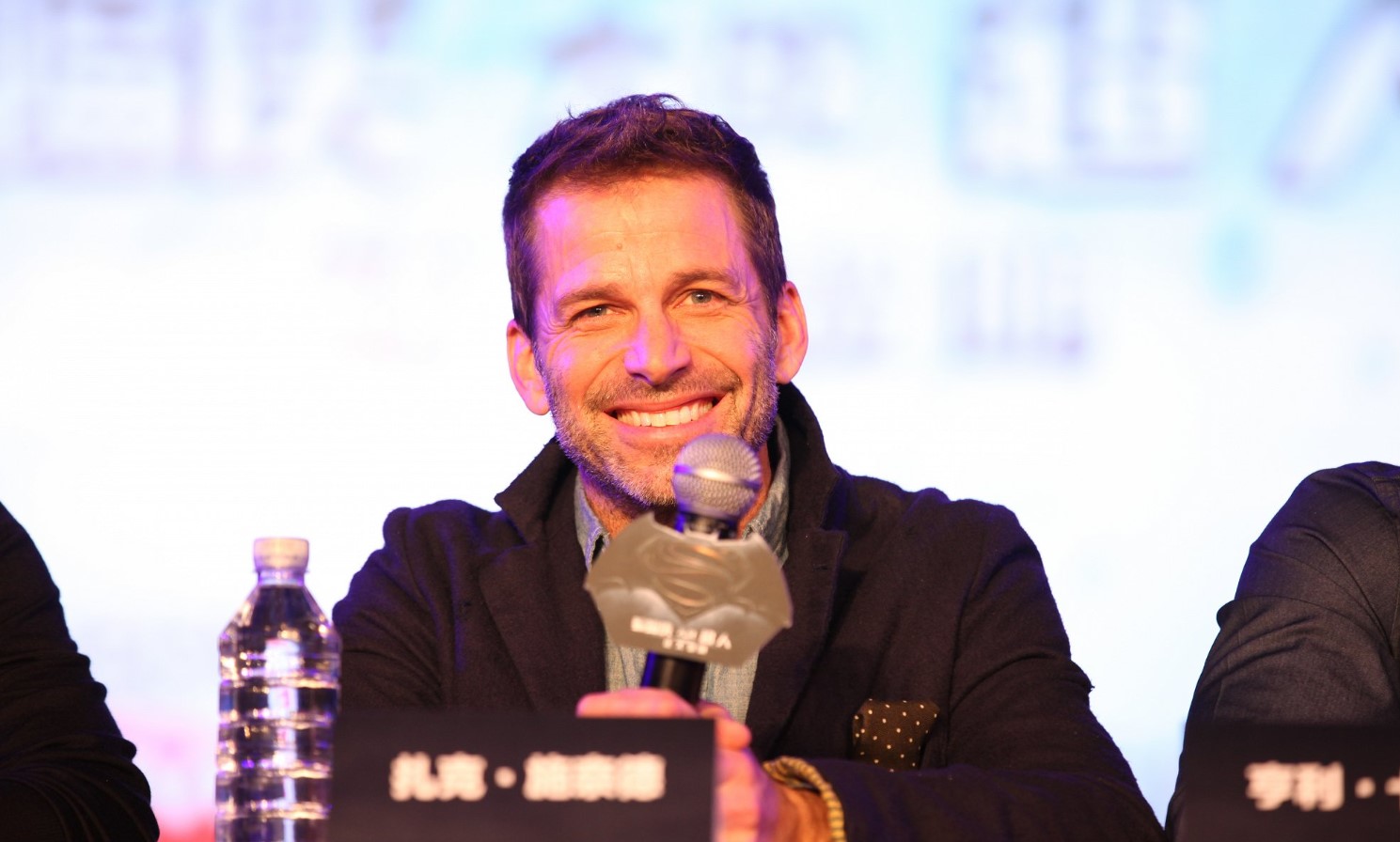 Szó szerint ütős, MMA-filmmel jön Zack Snyder