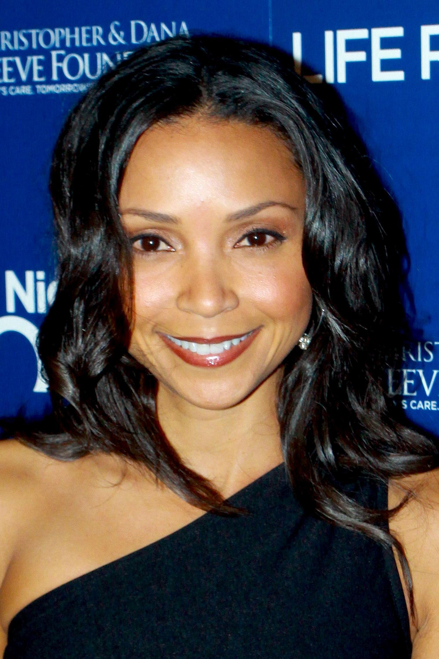 Danielle Nicolet Filmek, képek, díjak Személyiség adatlap Mafab.hu