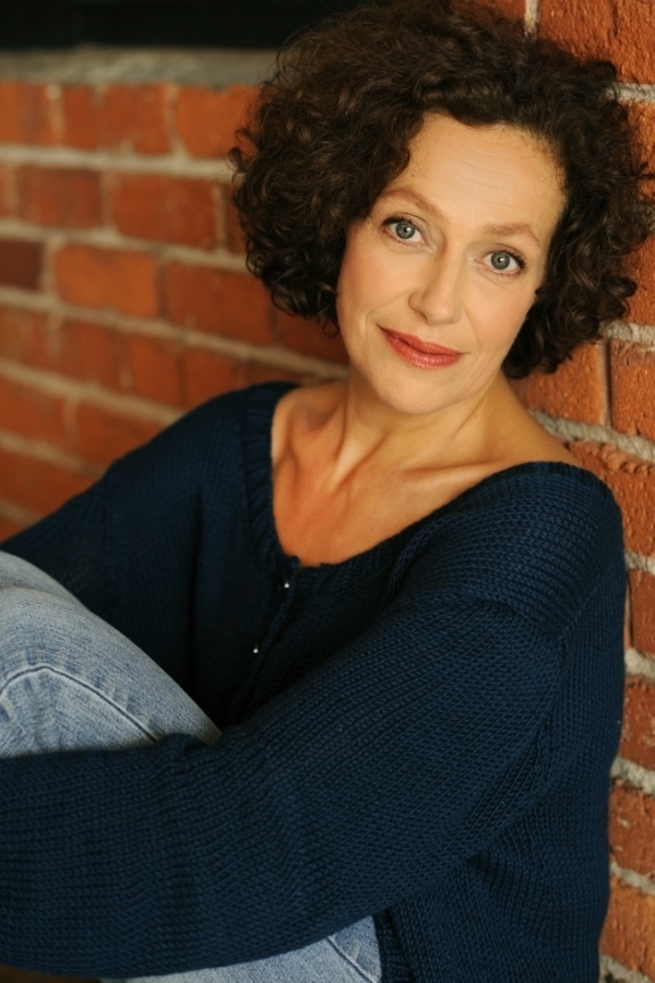 Karin Konoval Filmek, képek, díjak Személyiség adatlap Mafab.hu