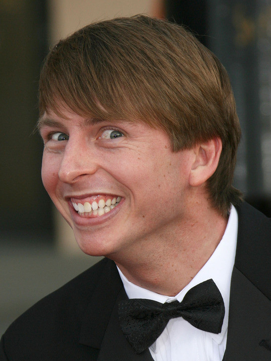 Jack McBrayer Filmek, képek, díjak Személyiség adatlap Mafab.hu