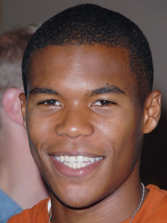 Gaius Charles Filmek, képek, díjak Személyiség adatlap Mafab.hu