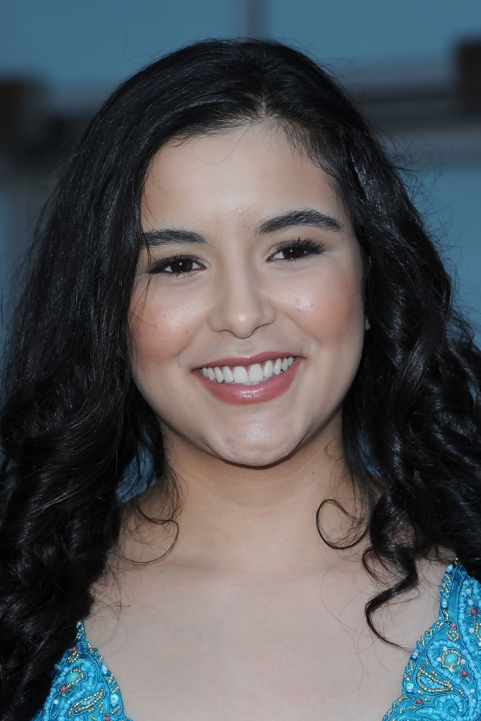 Emily Rios Filmek, képek, díjak Személyiség adatlap Mafab.hu