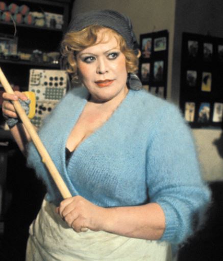 Maria Antonietta Beluzzi Filmek, képek, díjak Személyiség adatlap