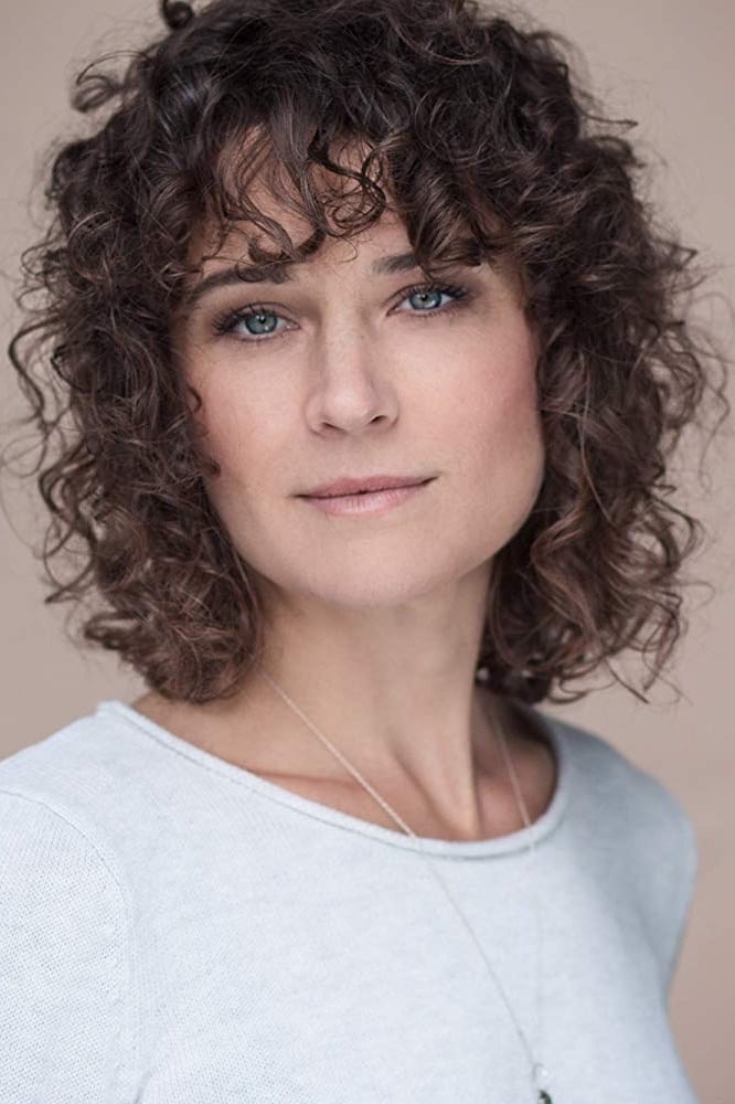 Piercey Dalton Filmek, képek, díjak Személyiség adatlap Mafab.hu