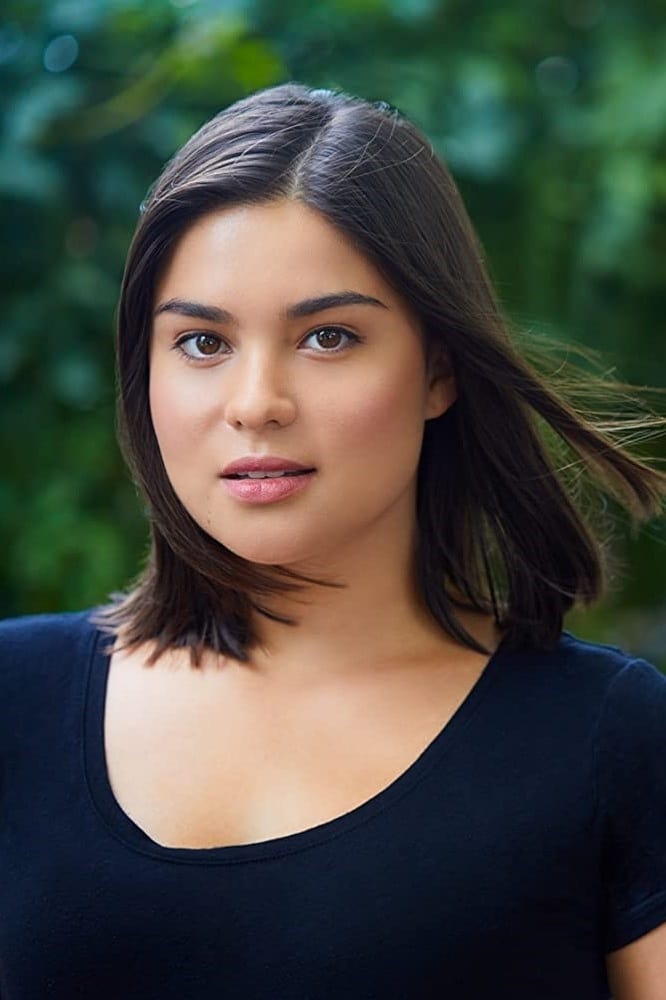 Девери джейкобс. Дженис Девери. Девери селендр. Devery Jacobs hot photos.