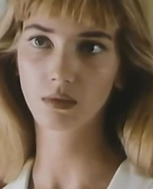 Myriem Roussel Filmek, képek, díjak Személyiség adatlap Mafab.hu