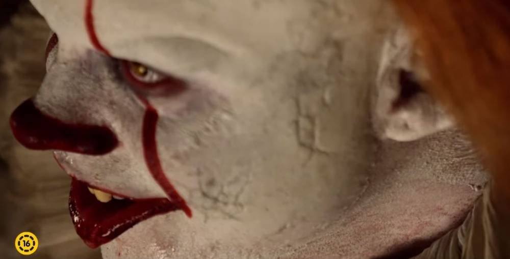 Pennywise, a gonosz bohóc gonoszsága visszatér...